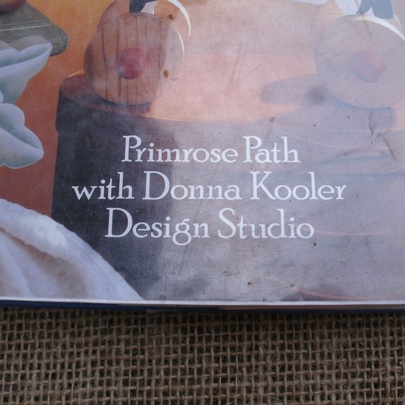 Country Style Painted Wood Projects crafts art book - Picture 3 of 16